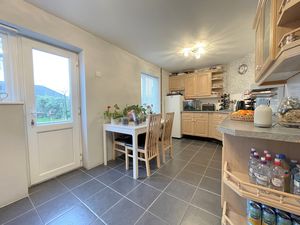 Red Barn Road- click for photo gallery